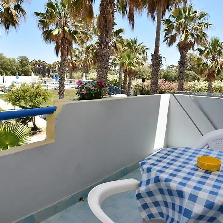1-bedroom Kos Olympia At Апартаменты Лампи