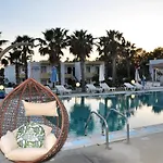 1-bedroom Kos Olympia At Apartman *
